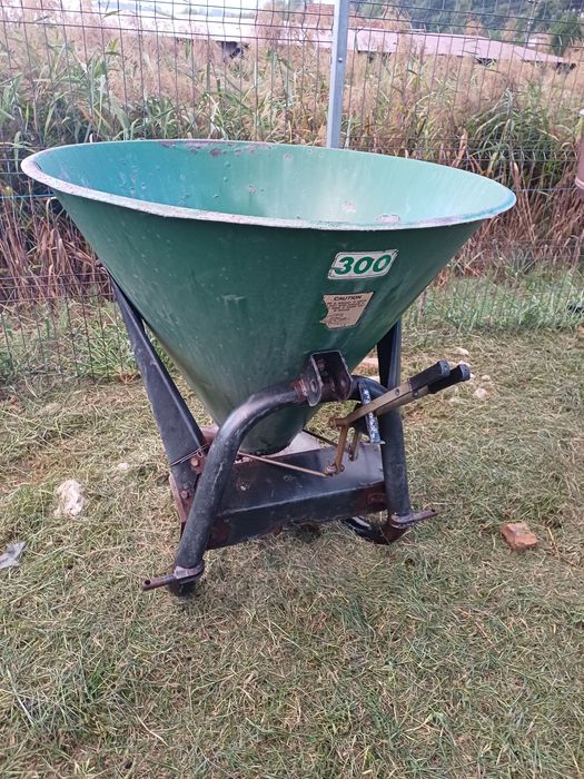 Mig de imprastiat azot 300 si 400 kg