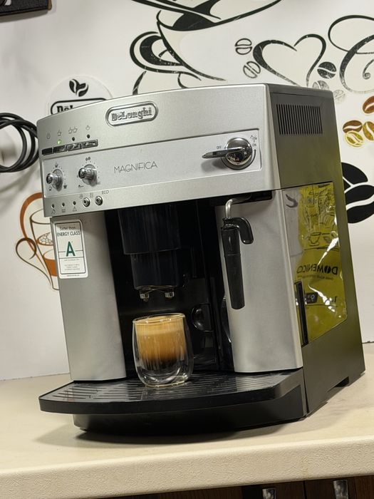 Кафемашина кафе автомат delonghi magnifica с гаранция