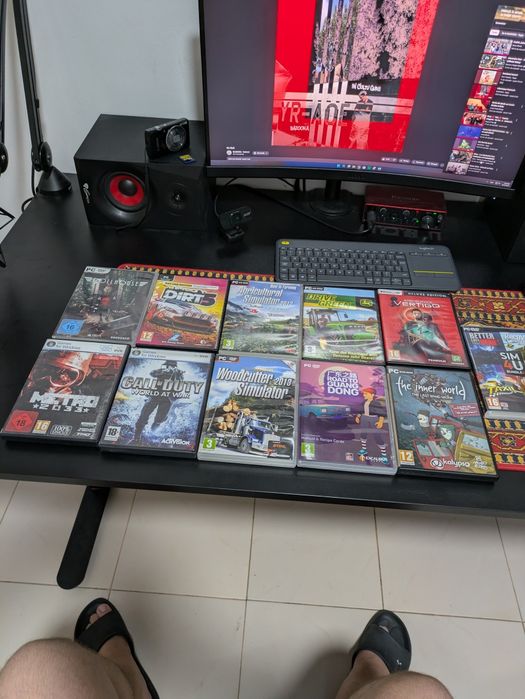 Vand lot jocuri PC URGENT!
