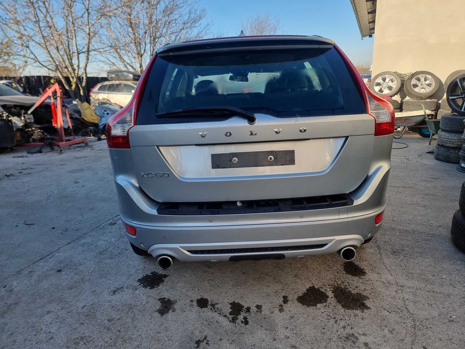 Accesorii OEM si piese auto Volvo XC60 D3 AWD 2.4d an 2013