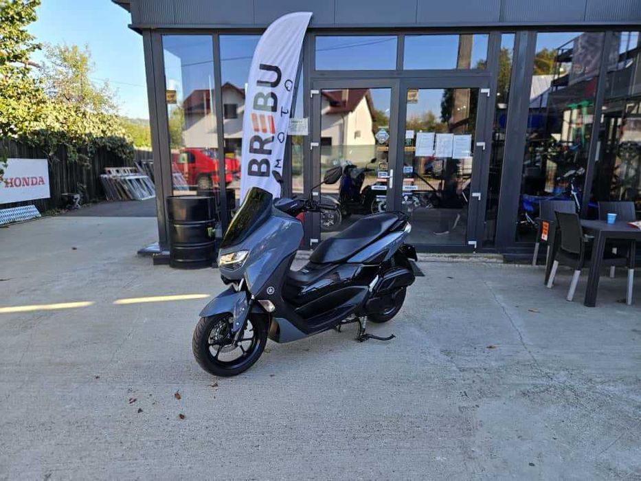 Yamaha NMax 125 model 2023-se conduce cu B-rulat 4277 km