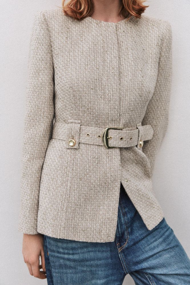 Много красив блейзер ZARA