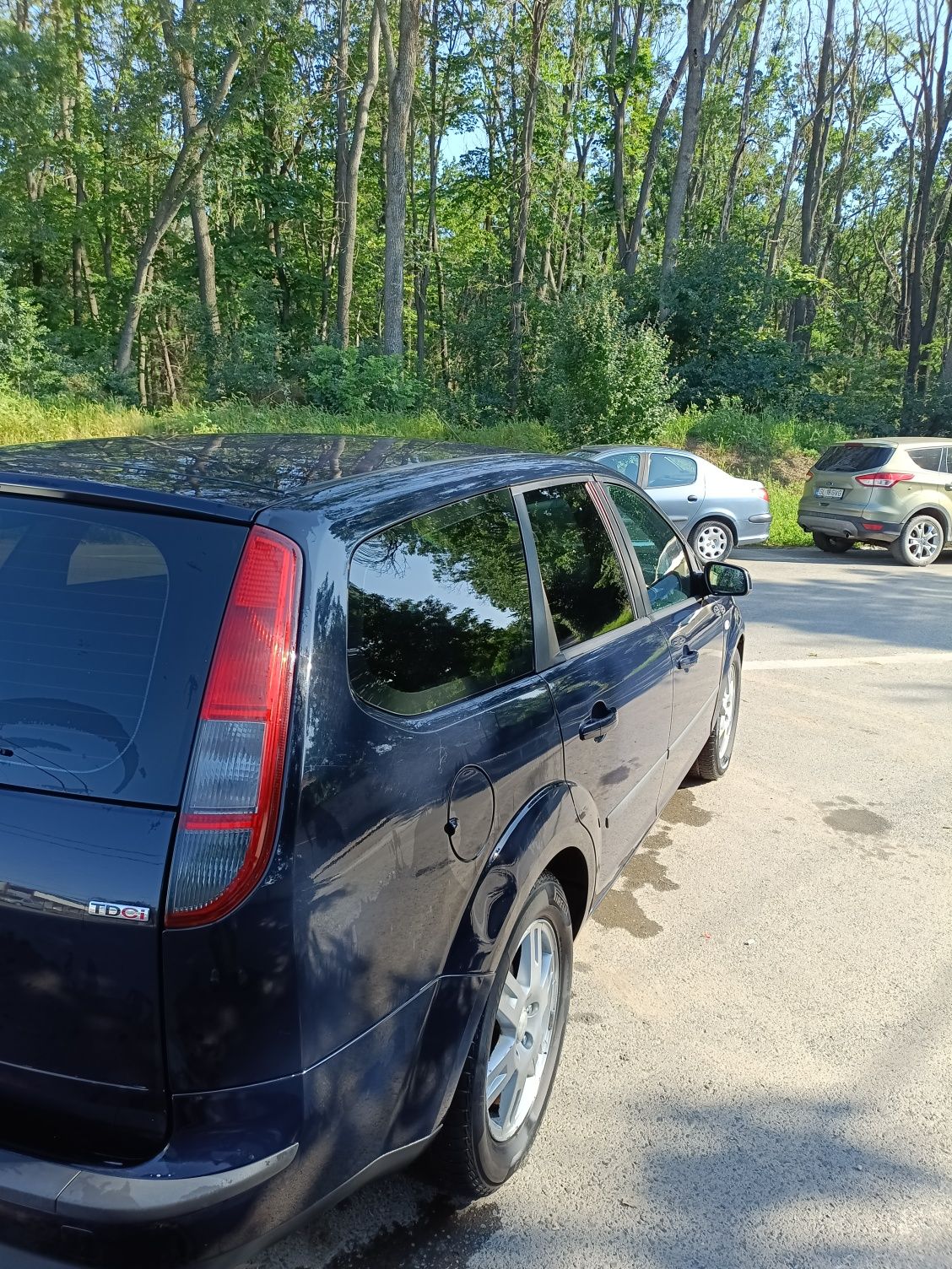 Vând nu schimb auto