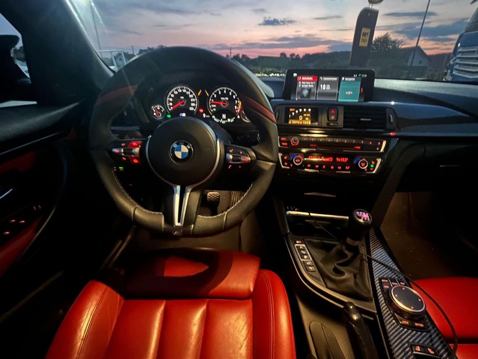 BMW M4 Cabrio Full