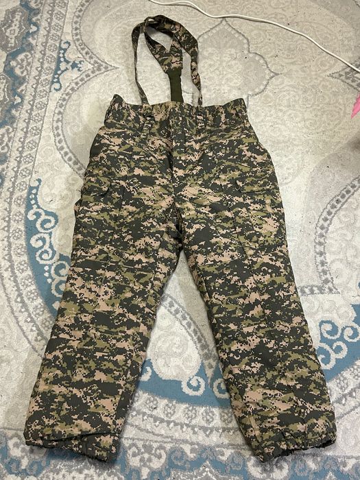 Зимние камуфляжные брюки