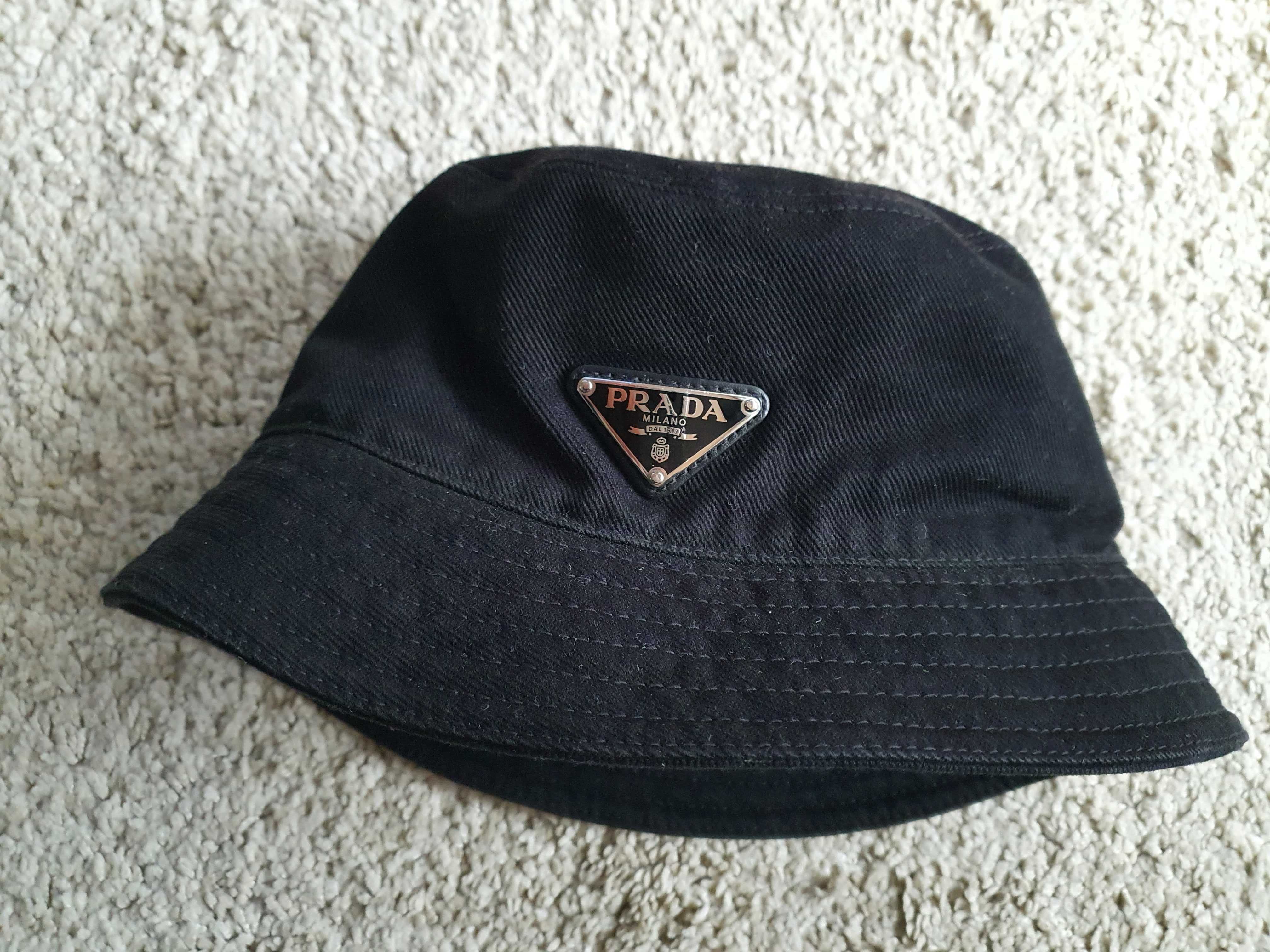 Palarie beanie Bucket hat Prada originala