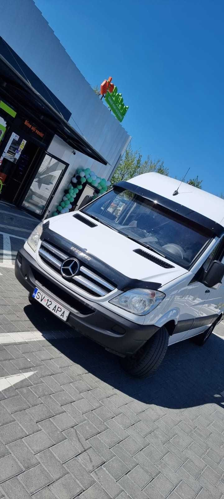 Autoutilitara Mercedes - Sprinter