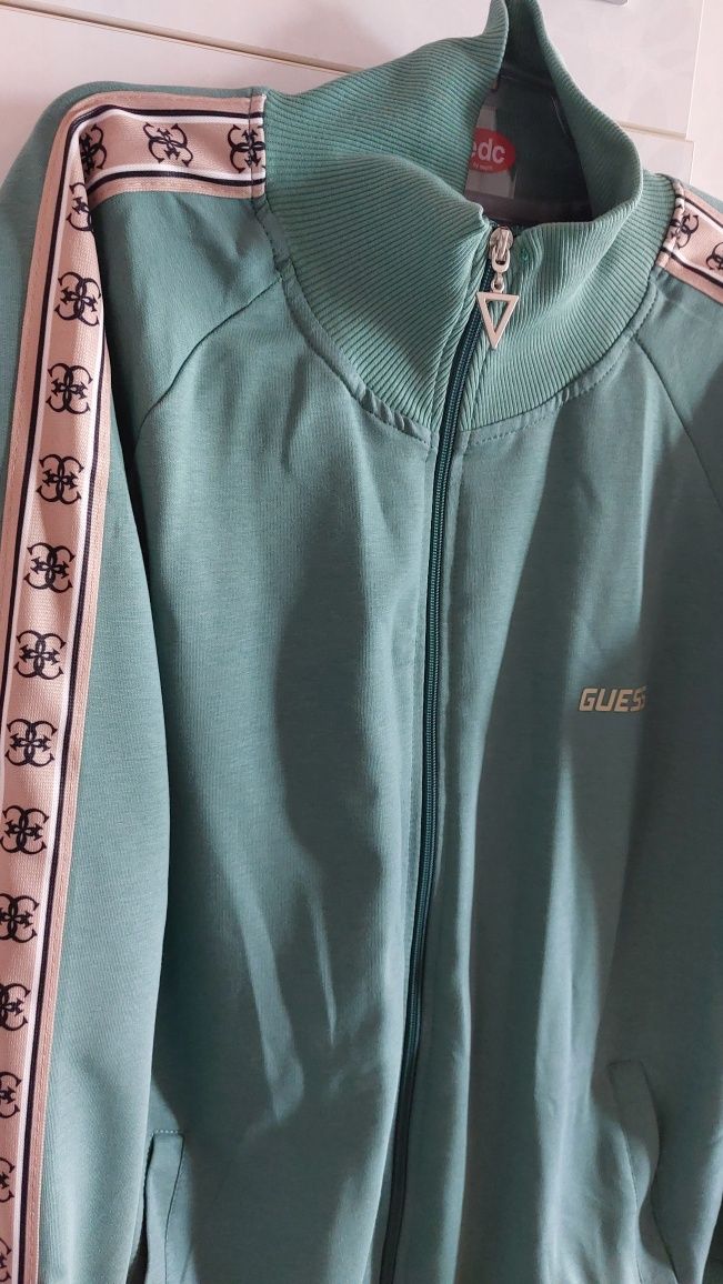 Нов комплект Guess