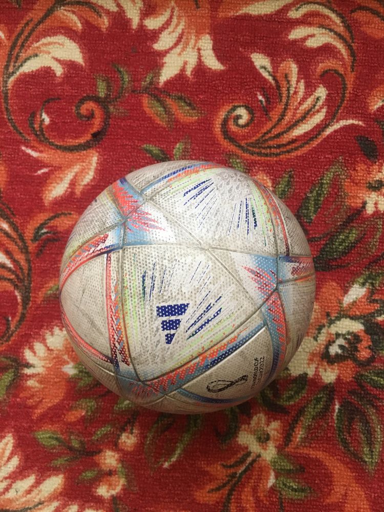 Оригинальный футбольный мячик