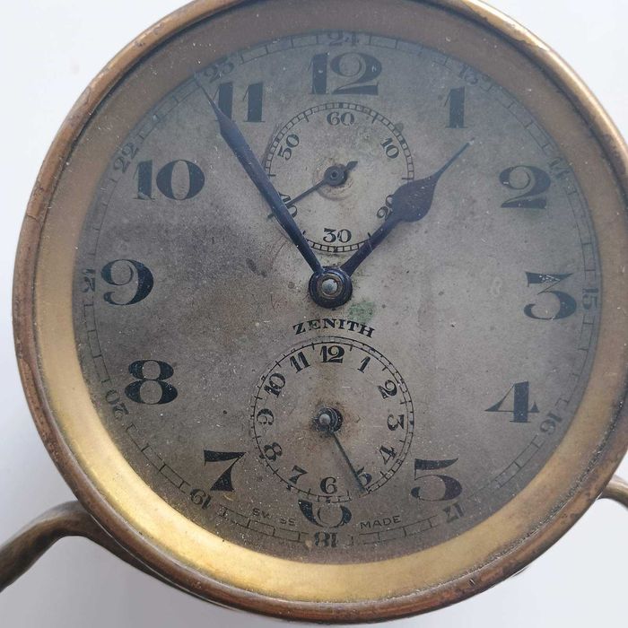 Швейцарски ретро будилник ZENITH
