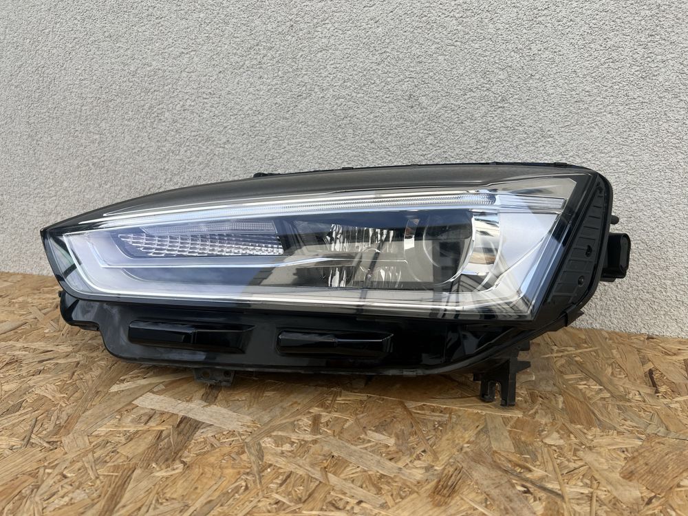 Far stanga Audi A5 8W B9 Xenon + LED Original