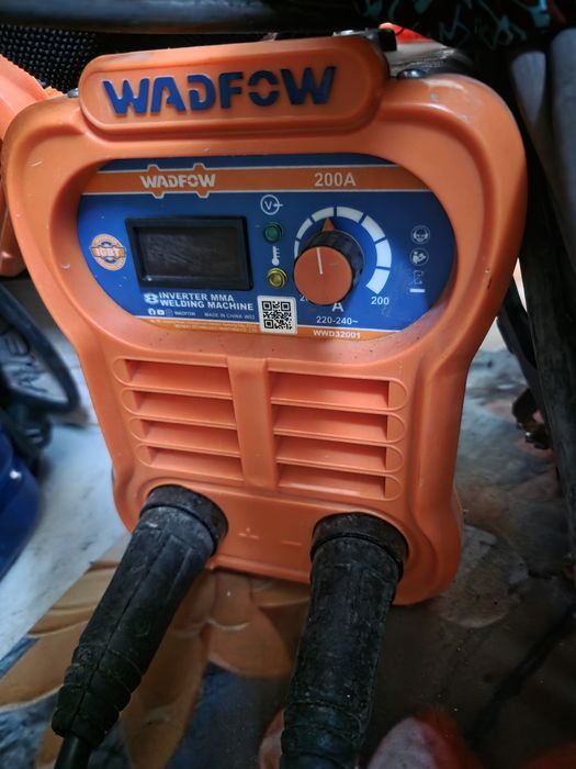 Сврочный инвертор WADFOW