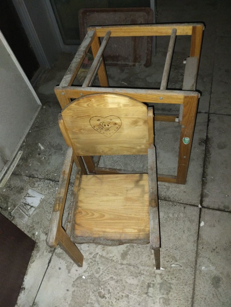 Продаю детский стул