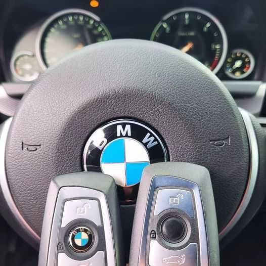 Copiere chei auto Duplicare chei auto Deblocare auto Atelier mobil