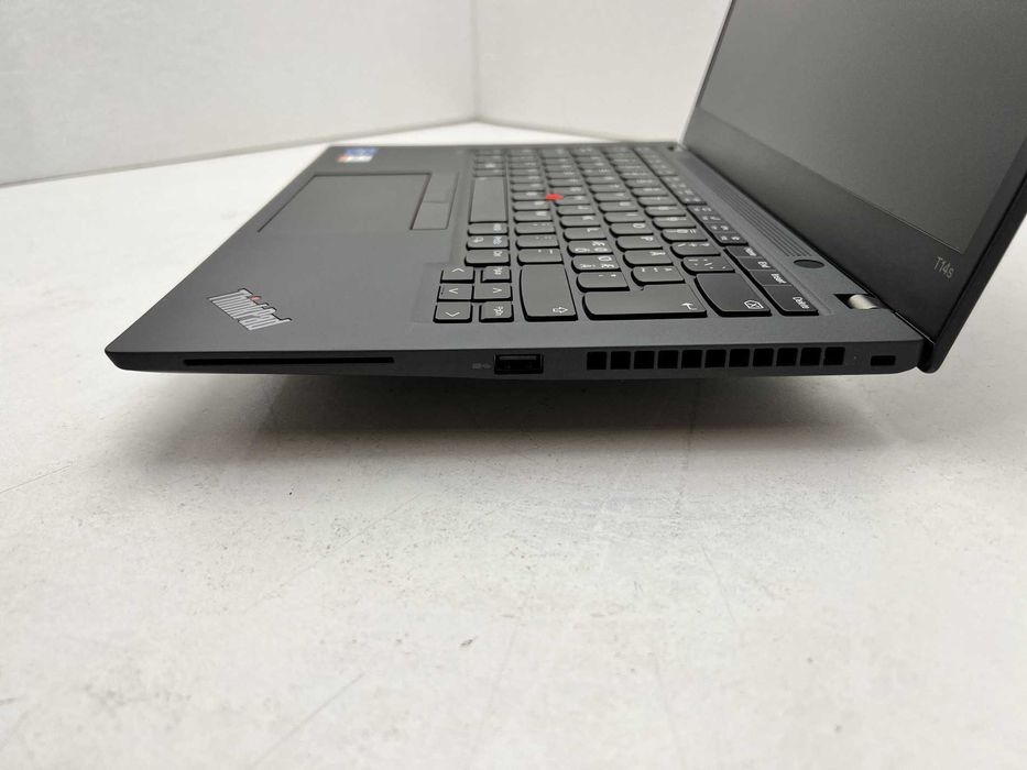 Lenovo ThinkPad T14s G2 • i5-1145G7 • 16GB • 260GB • Гаранция • клас А