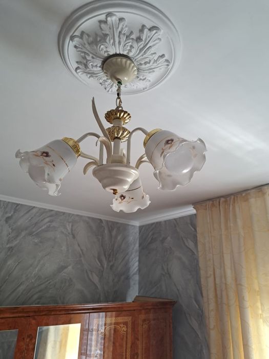Продам люстры для дома