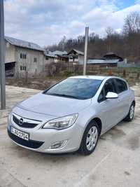 Opel Astra J 2010 1.4 benzina