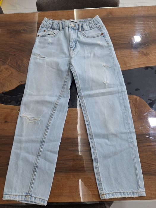 Подарявам детски дрехи