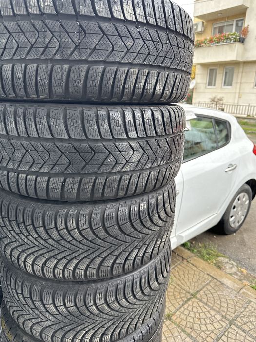2x2 зимни гуми 235/40/19 96W Pirelli и Maxxis