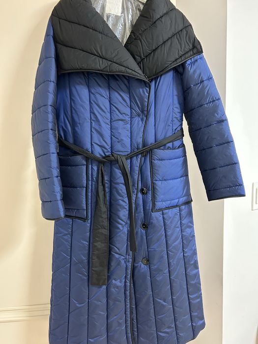 Продам зимнюю куртку, длинная, с поясом, с карманами