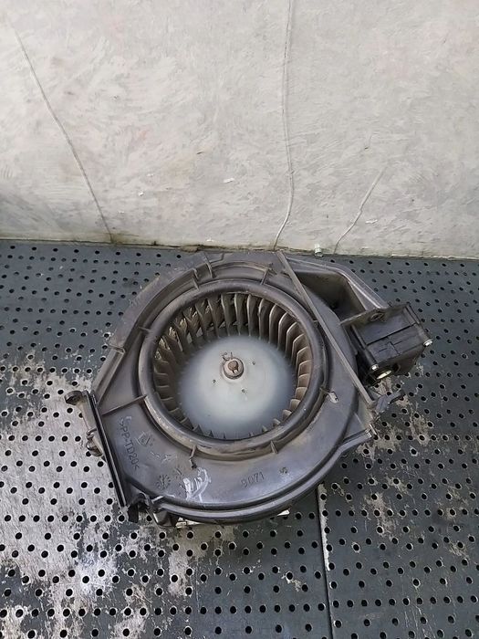 Aeroterma ventilator habitaclu 2.7 tdi audi a6 c6 4f 4f0820521a 4f0910521
