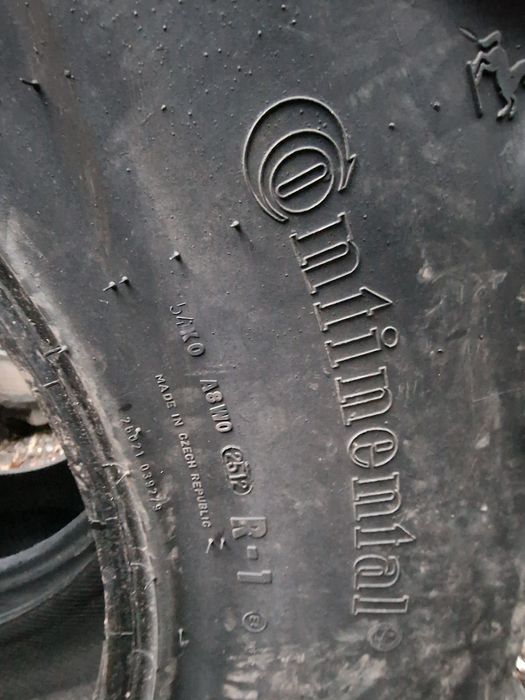 CAUCIUCURI agricole 14.9R24 (380/85R24) marca Continental