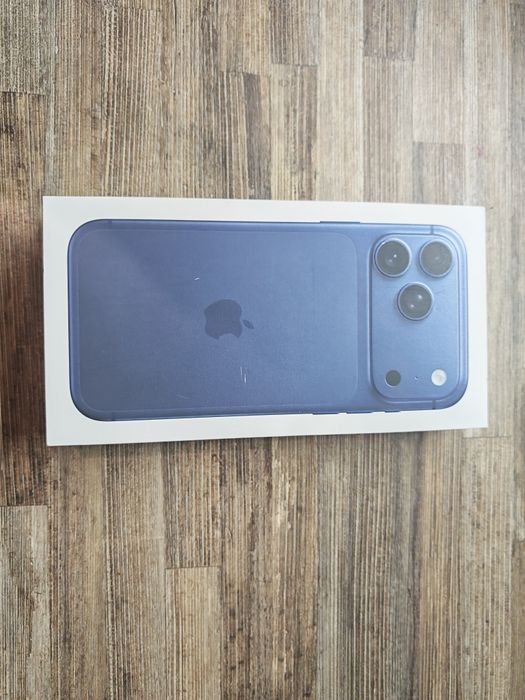 Чисто нов iPhone 17 Pro Max 512 GB 36м Гаранция