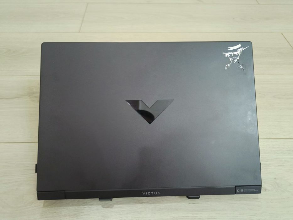 HP VICTUS 2050 Идеал