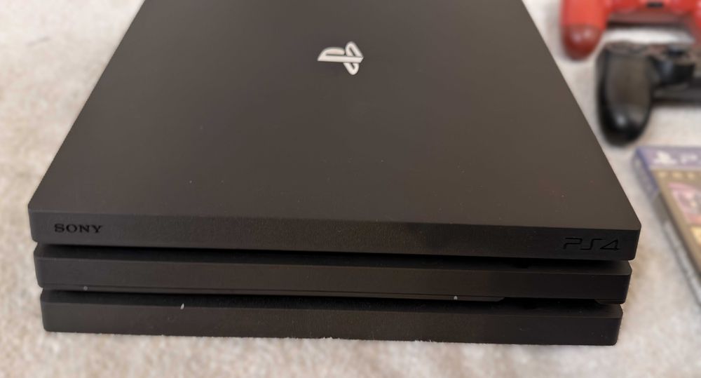 PS4 Pro, Playstation 4 Pro + два джойстика + нова GTA V