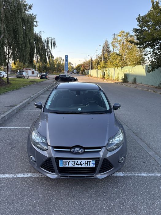 Ford Focus 3 Sedan  1.6 TDCI 95 CP  2011