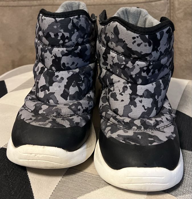 Детски Ботуши и Апрески номер 34