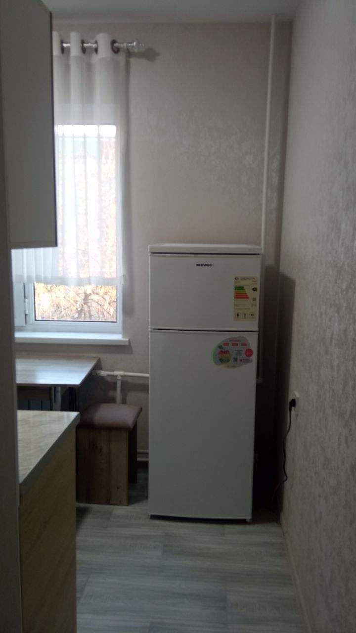 Аренда. 1 ком. квартира, 1/4/5. Сергели 1. Метро "Chinor" - 250 м!
