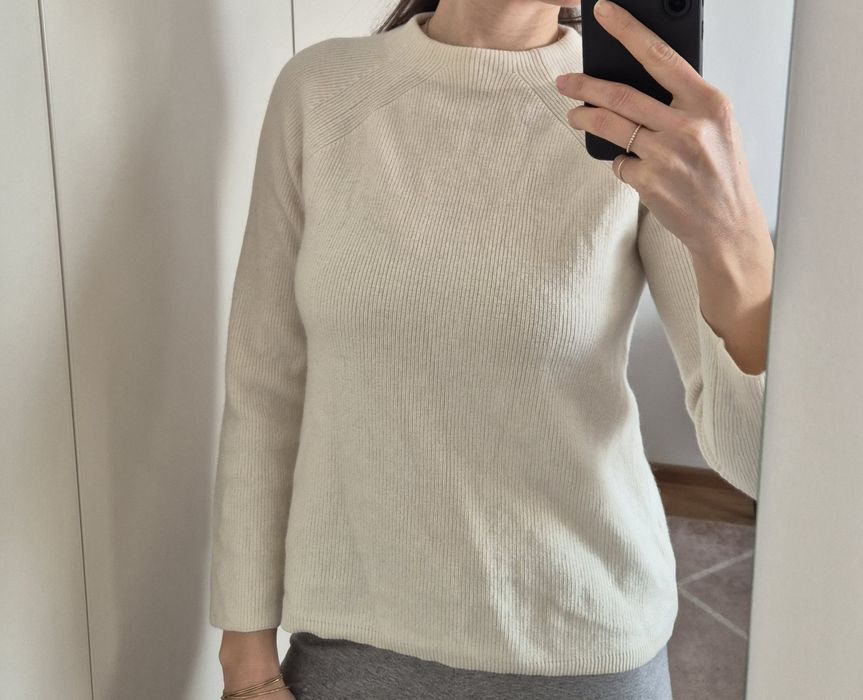 Pulover Massimo Dutti