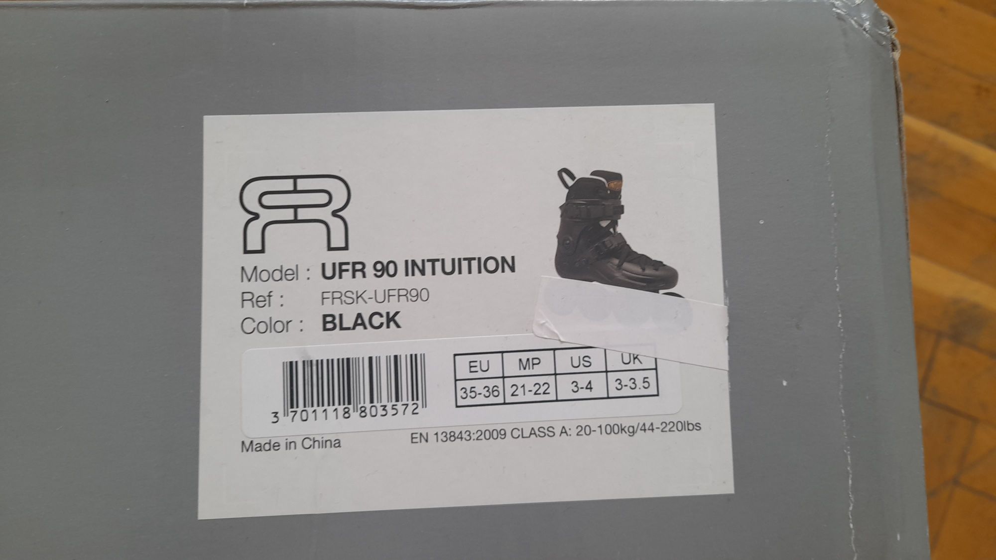 Ролери UFR 90 Intuition само обувка EU 35