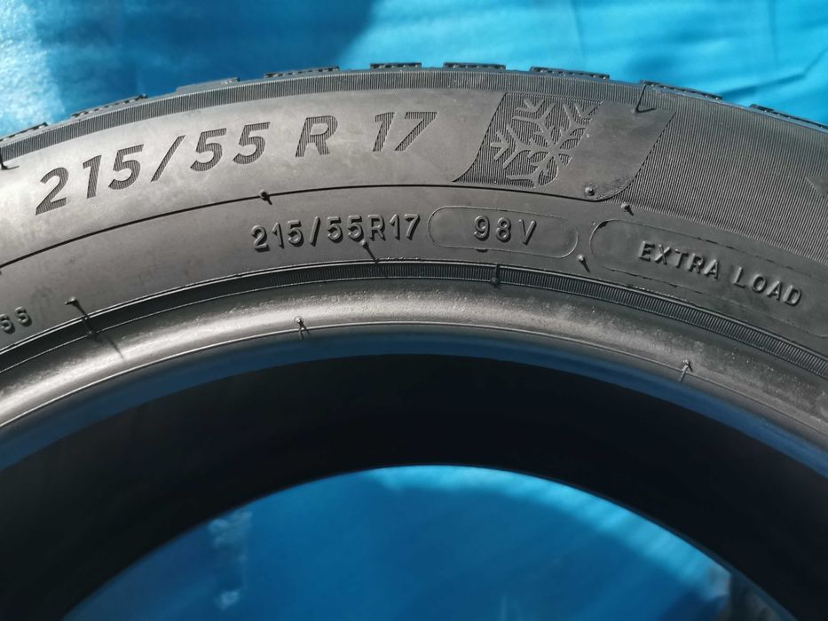 215 55 17 michelin m+s 4 buc