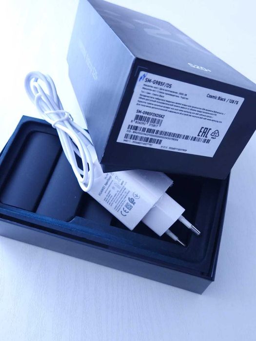 Телефон Samsung S20 plus 8/128gb
