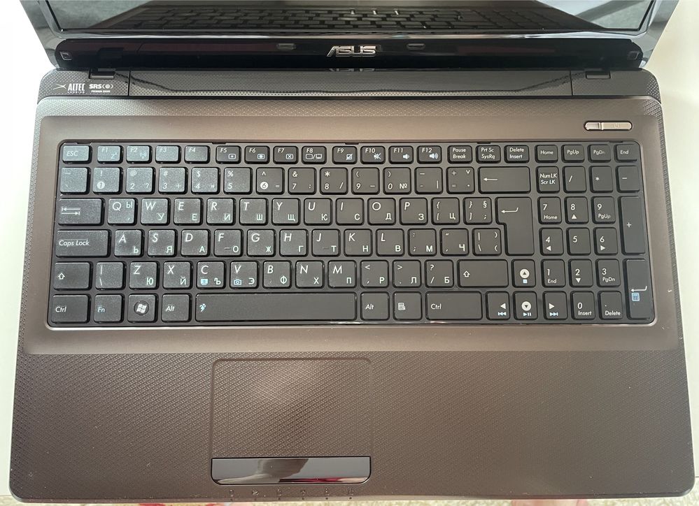 Лаптоп ASUS X52J
