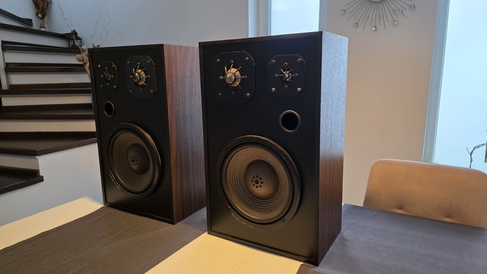 Boxe vintage cu difuzoare Visaton