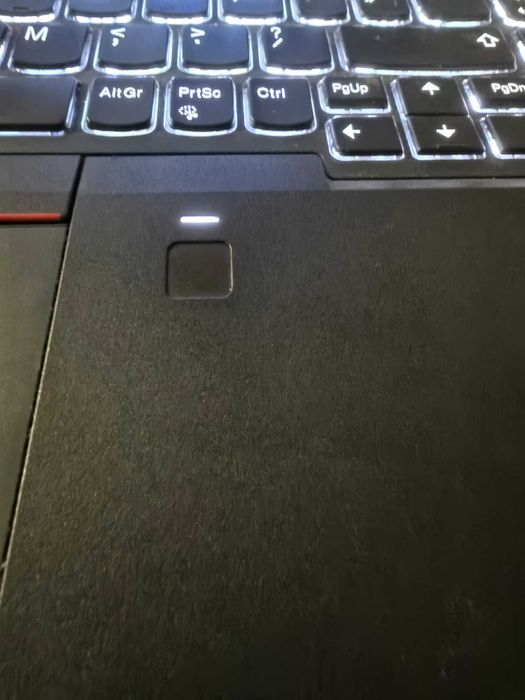 Lenovo ThinkPad T580 I5 15.6 ips 8gb RAM 2 BATERII SENZOR AMPRENTA