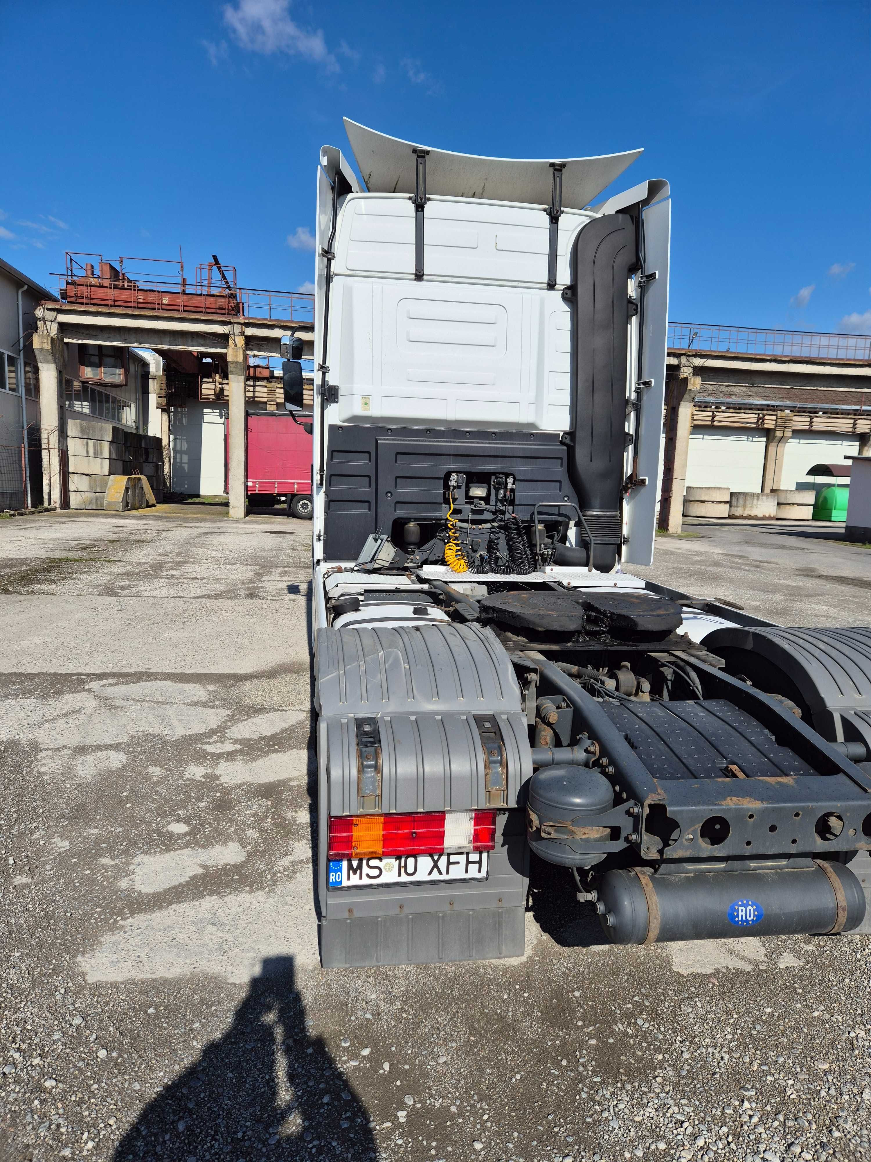 Vand cap tractor Mercedes Actros 1844