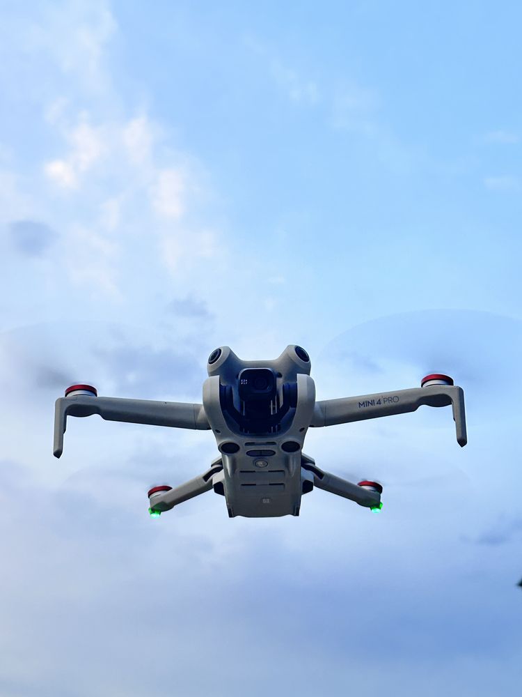 Dji mini 4 pro fly more combo