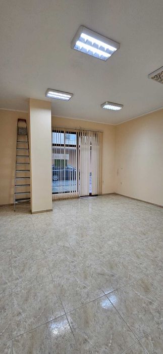 Продава офис в гр.Поморие