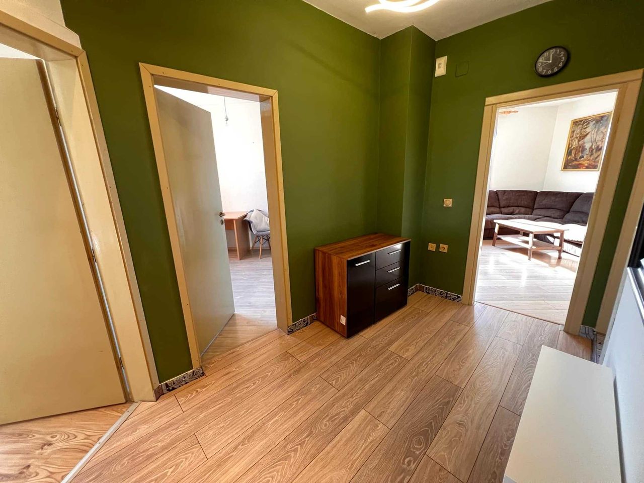Дава се под наем Тристаен апартамент в София, Обеля - 105 кв.м за 600 € - Снимка #14