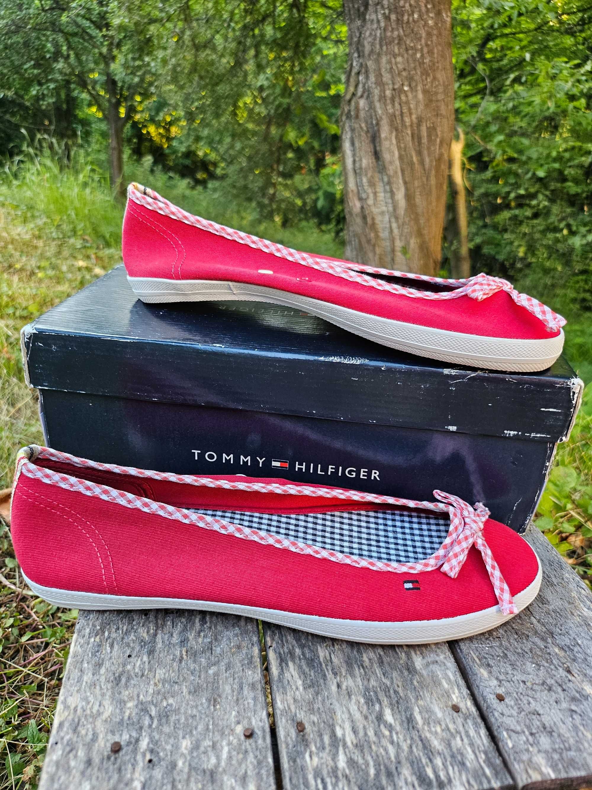 Tommy Hilfiger балеринки обувки 39 червен цвят