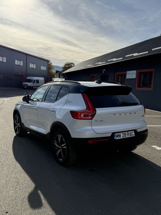 Volvo XC40 B4 unic proprietar