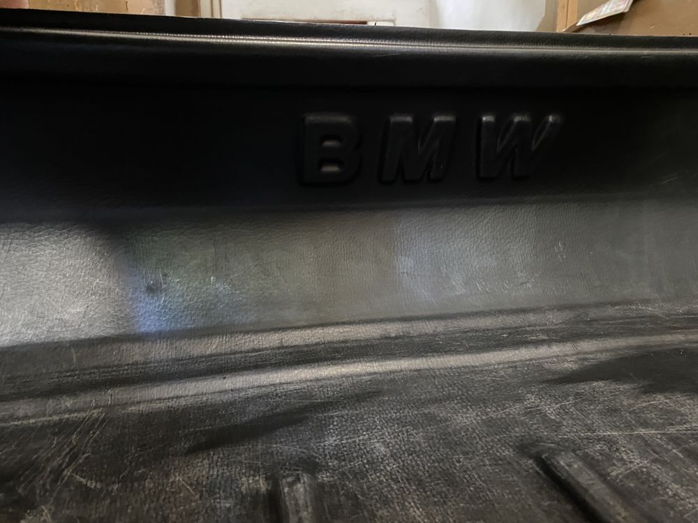 Оригинален леген за багажни за BMW e91 Touring