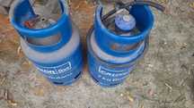 2 Butelii otel 7 kg , ideale rulota , camping