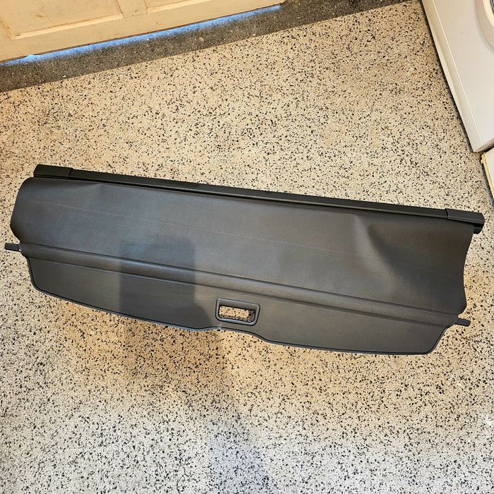 Щора за багажник Фолксваген Тоуран 2010-2015