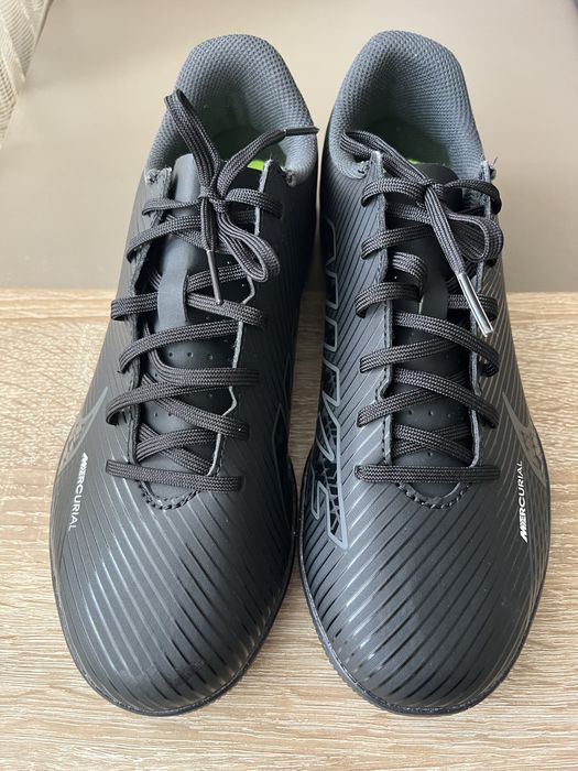 Маратонки Nike Mercurial-38.5