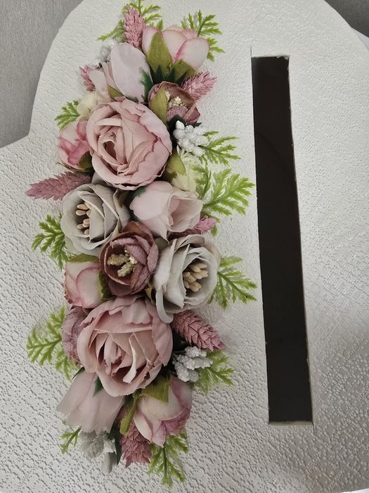 Булчински/сватбен букет и кутия за подаръци/пари